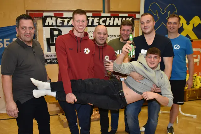 Riesenwuzzler-Turnier der SU Pabneukirchen.  | Foto: Zinterhof