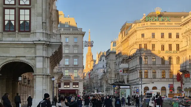 27.12.2025 Blick durch die Kärntnerstraße auf den Stephansdom