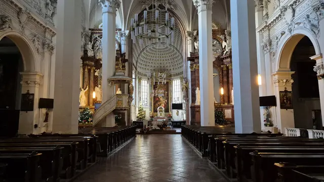 27.12.2025 dann besuchten wir die Kirche am Hof
