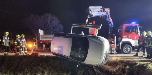 Rasch, professionell und koordiniert wurde beide Einsätze abgearbeitet. | Foto: Feuerwehr Retz