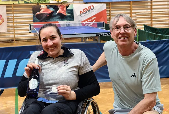 Claudia Lösch mit Markus Klinger. | Foto: Christian Nowotny