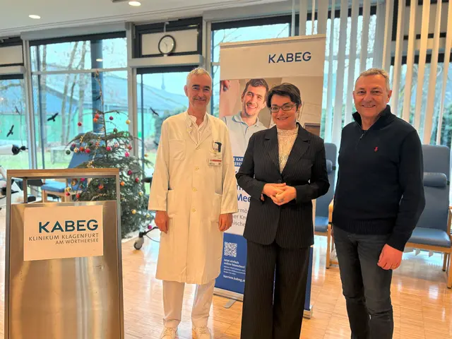 Präsentierten die neue Übergangspflege: Primarius Georg Pinter, Landesrätin Beate Prettner und ÖGK-Landesstellenleiter Johann Lintner (von links) | Foto: Büro LRin Prettner