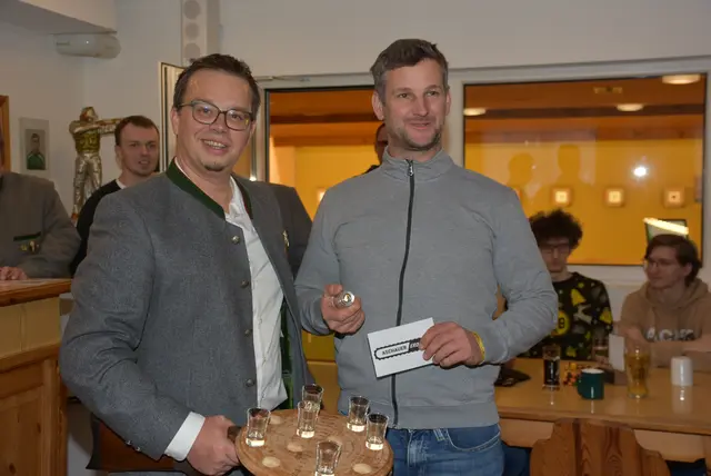 Schützenverein Pabneukirchen feierte zum Jahreswechsel mit Funktionären und Sponsoren Jubiläumsjahr &amp; Erfolge.  | Foto: Zinterhof