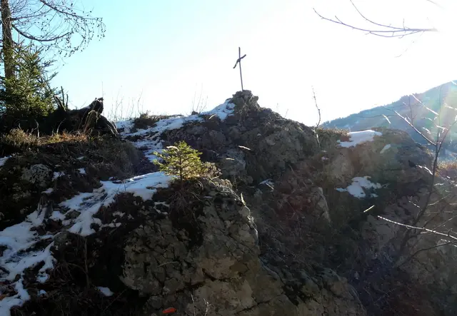 Schöne Aussicht vom zweiten, einfachen Kreuz auf dem Urmannsberg