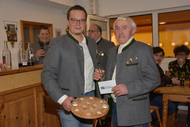 Schützenverein Pabneukirchen feierte zum Jahreswechsel mit Funktionären und Sponsoren Jubiläumsjahr &amp; Erfolge.  | Foto: Zinterhof