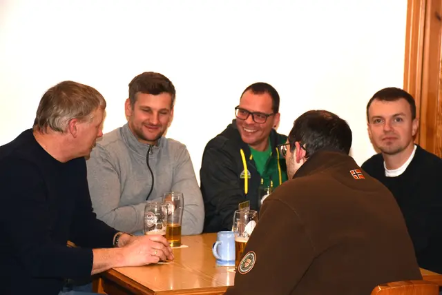 Schützenverein Pabneukirchen feierte zum Jahreswechsel mit Funktionären und Sponsoren Jubiläumsjahr &amp; Erfolge.  | Foto: Zinterhof