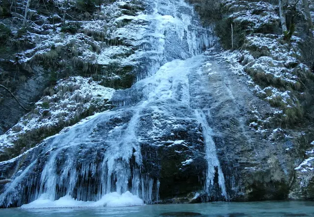 Der Hundsbachfall "mündet" in die Erlauf.