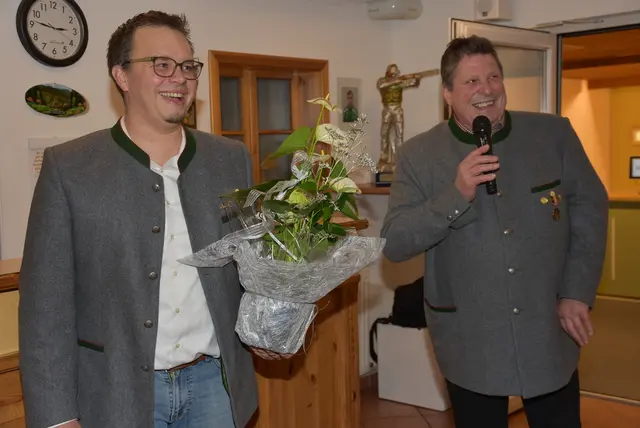 Schützenverein Pabneukirchen feierte zum Jahreswechsel mit Funktionären und Sponsoren Jubiläumsjahr &amp; Erfolge.  | Foto: Zinterhof