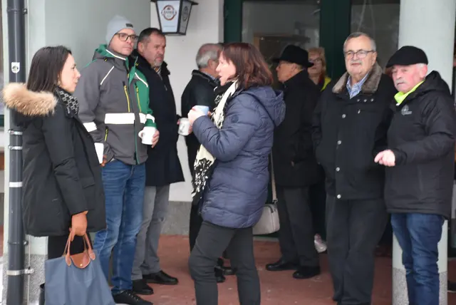 Schützenverein Pabneukirchen feierte zum Jahreswechsel mit Funktionären und Sponsoren Jubiläumsjahr &amp; Erfolge.  | Foto: Zinterhof