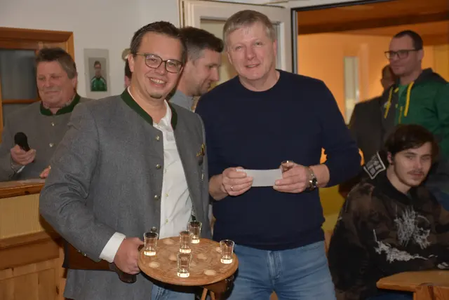 Schützenverein Pabneukirchen feierte zum Jahreswechsel mit Funktionären und Sponsoren Jubiläumsjahr &amp; Erfolge.  | Foto: Zinterhof