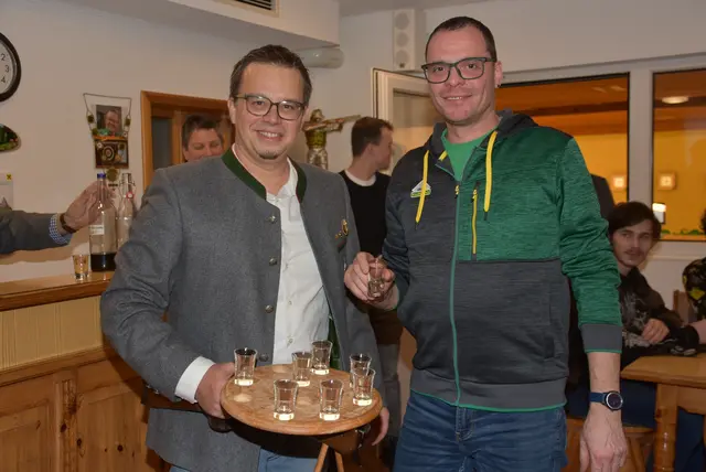 Schützenverein Pabneukirchen feierte zum Jahreswechsel mit Funktionären und Sponsoren Jubiläumsjahr &amp; Erfolge.  | Foto: Zinterhof