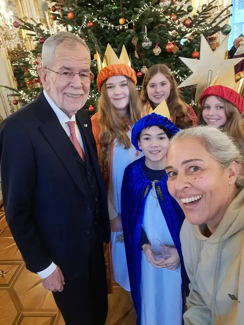 Selfie der Sternsinger aus Gföhl mit Bundespräsident Alexander Van der Bellen | Foto: Spritzendorfer