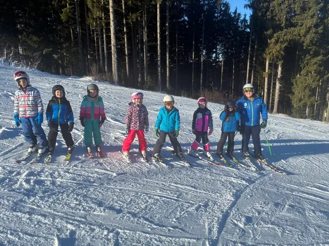 Schikurs der Union Dimbach-Pabneukirchen 2025 in St. Georgen am Walde. | Foto: Sportunion Dimbach