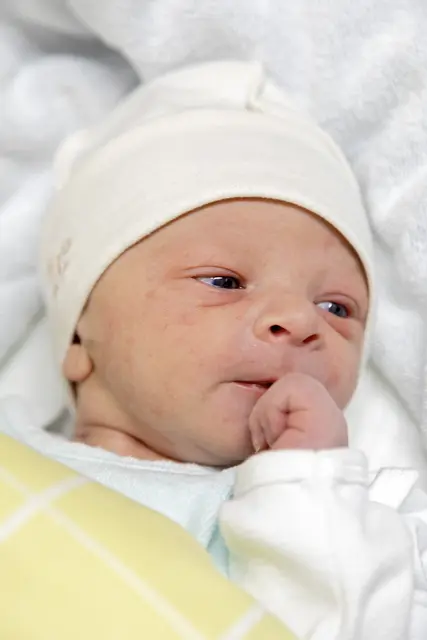 Der kräftige Bub erblickte in der Klinik Donaustadt das Licht der Welt. | Foto: Wiener Gesundheitsverbund / Bernhard Noll