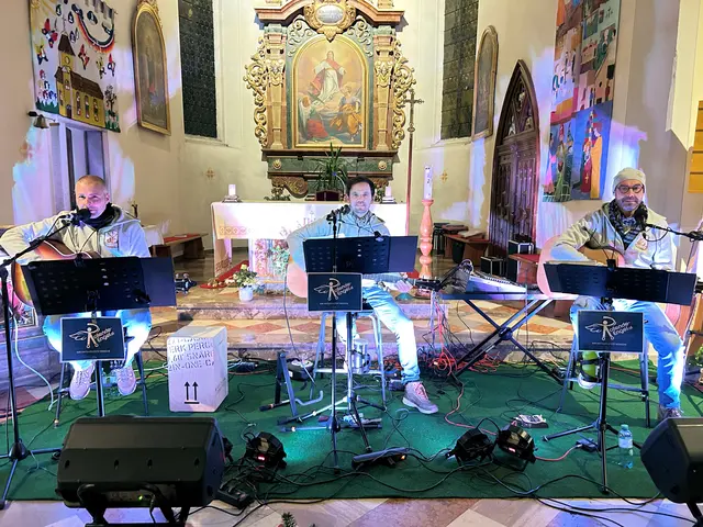 Weihnachtslieder und Austropop gab es in der Pfarrkirche Ligist zu hören. | Foto: Cescutti