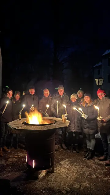 Mit Fackeln waren rund 200 Personen am Silvestertag in Bärnbach unterwegs. | Foto: Albrecher