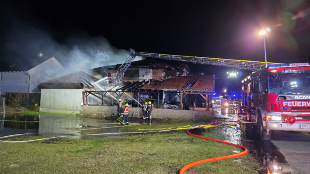 Brand aus nach schwierigen Löscharbeiten | Foto: DOKU-NÖ