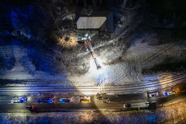 In diesem Haus in Walding entfachte gestern, 2. Jänner 2026, ein Brand. | Foto: TEAM FOTOKERSCHI / MARTIN SCHARINGER