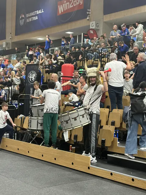 Die mitgereisten Fans wurden belohnt. | Foto: MeinBezirk/Angelika Kern