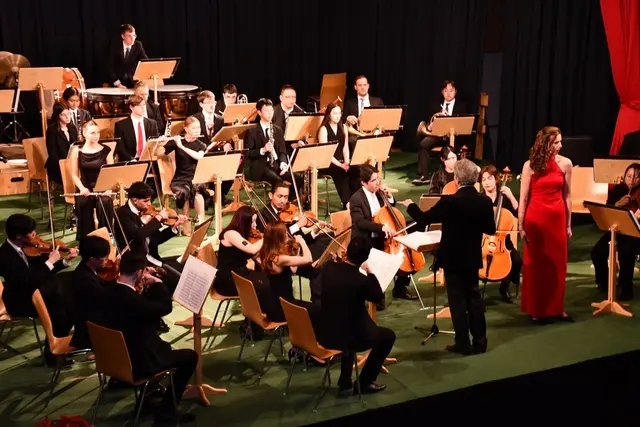 Die Junge Philharmonie Wien zu Gast in der Greimhalle St. Peter mit seinem klangvollen Neujahrskonzert. | Foto: Anita Galler