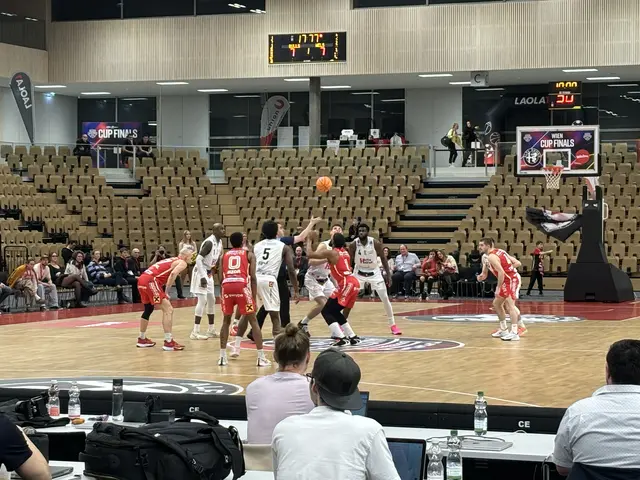 Bulls und Flyers lieferten sich einen unglaublich nervenzerreissenden Kampf. | Foto: MeinBezirk/Angelika Kern