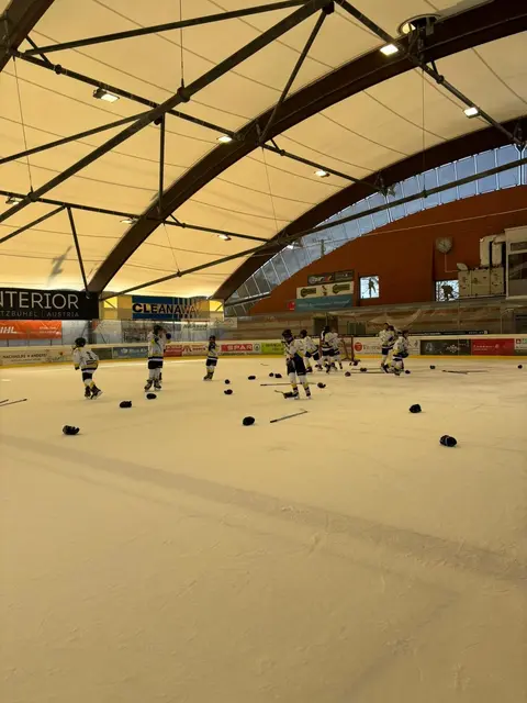 Die U13 feierte den ersten Saisonsieg zu Gast in Kundl.  | Foto: EC Ehrwald