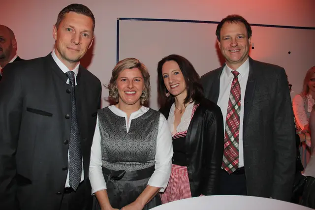 Behördenvertreter Magistratsdirektor Markus Biffl, Maggi Biffl, Margit Sauer und BH-Chef Markus Sauer. | Foto: Sascha Trimmel, Treilaf