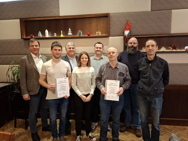 Bezirkstellenobmann Gernot Wiesinger, Stefan Prinz, Klaus Kaweczka, Karin Ullmann, Christian Preyer, Anton Maitz, Gottfried Doneus, Franz Pribitzer | Foto:  Bschliehsmaier