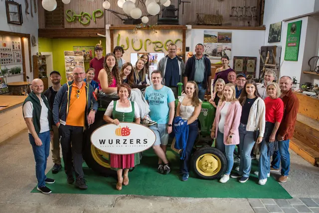 Als schöner Abschluss wird von jeder Gruppe ein Foto gemacht, das digital zur Verfügung gestellt wird | Foto: Wurzer