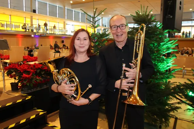 Freuten sich aufs Konzert: Heidi Geier mit Manfred Wallner.