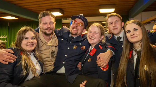 Bei bester Laune wurde beim Feuerwehrball in Eisentratten gefeiert. | Foto: FF Eisentratten/Julia Koch