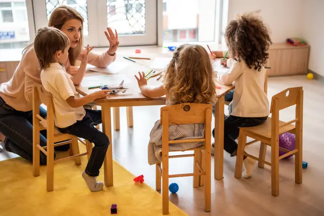 Kinder starten mit unterschiedlichen Voraussetzungen in ihre Schullaufbahn. Um jenen etwas mehr Zeit zu geben, die noch nicht schulreif sind, können steirische Schulen auf freiwilliger Basis wieder separate Vorschulklassen einrichten. | Foto: panthermedia/Alla Serebrina