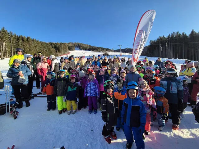 Der alljährliche Skikurs des Brucker Schivereins fand in der Schwabenbergarena Turnau bei besten Bedingungen statt. | Foto: Schiklub Bruck an der Mur