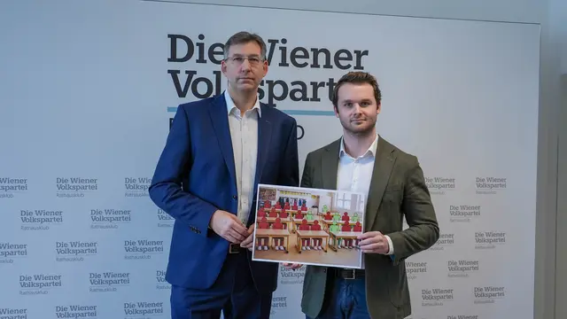Am Mittwochmorgen präsentierte die Wiener ÖVP aktuelle Zahlen und Forderungen rund um außerordentliche Schülerinnen und Schüler in Wien.  | Foto: MeinBezirk/Andreas Pölzl