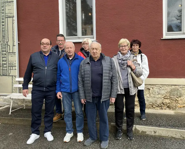 Die Mitglieder der Ortsgruppe Neckenmarkt besuchten die seit 500 Jahren in Betrieb befindliche Posch-Getreidemühle. Am Bild zu sehen: Walter Ressl, Felix Vlasich, Franz Bendl, Christine Vlasich, Erich Neubauer, Elisabeth Siegl. | Foto: Paul Mayerhofer