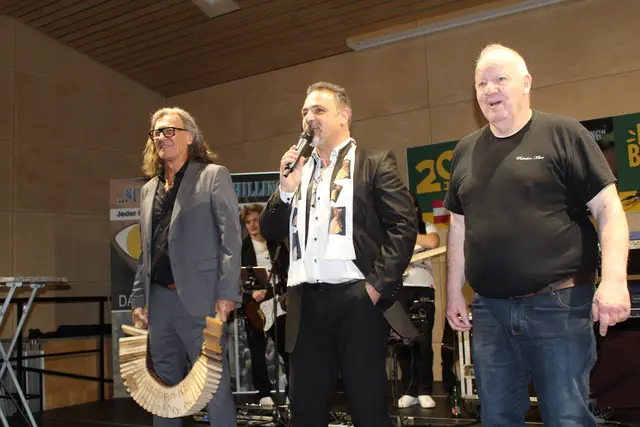 20 Jahre "Schilling für Shilling" wurde im Forum Luftenberg gefeiert. | Foto: MeinBezirk Perg/Köck