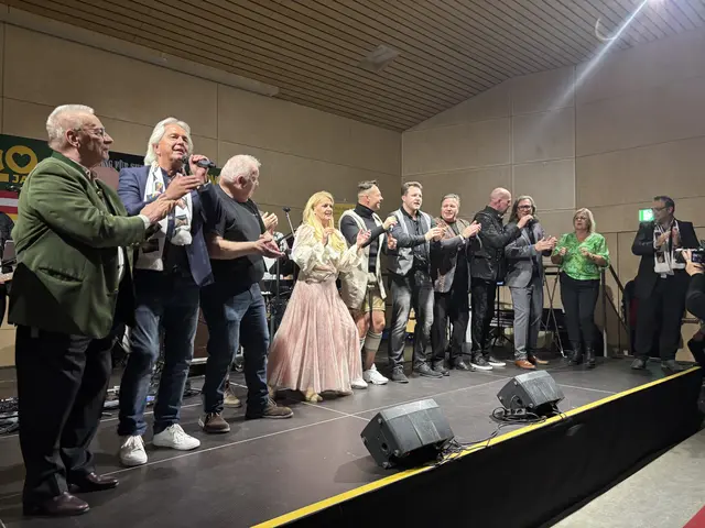 20 Jahre "Schilling für Shilling" wurde im Forum Luftenberg gefeiert. | Foto: MeinBezirk Perg/Köck