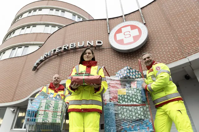 Im Rahmen der Aktion "Spielen Sie Christkind" wurden mehr als 22.000 Geschenke an armutsbetroffene Mädchen und Buben verteilt. | Foto: Samariterbund
