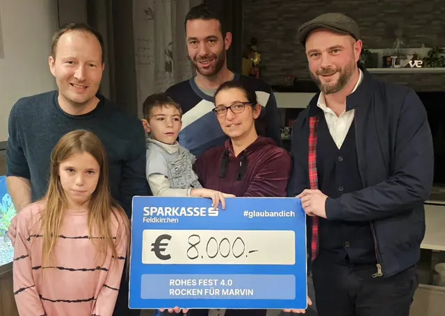 Hannes Hecher und Stadtrat Christoph Gräfling und Marvin mit Familie. | Foto: Privat
