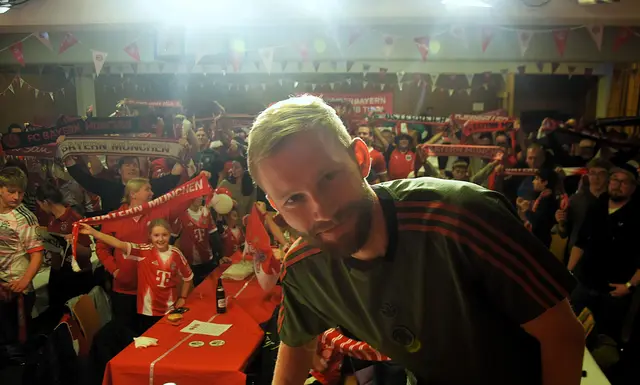 Standings Ovation für Konrad Laimer bei der Verabschiedung. | Foto: Schwaighofer