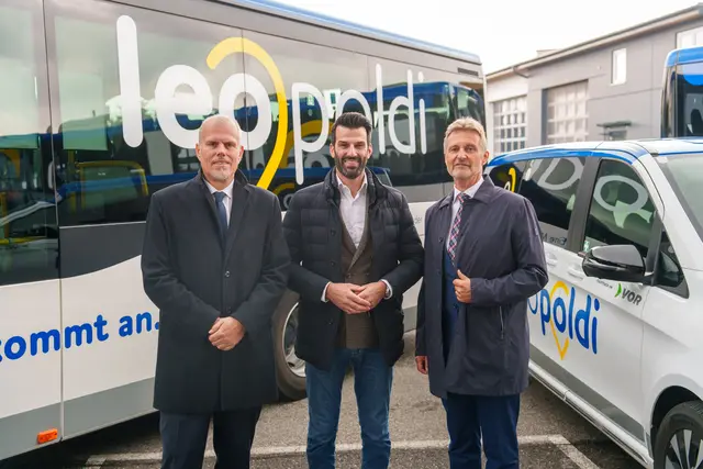 NÖVOG-Geschäftsführer Michael Hasenöhrl, NÖ Verkehrslandesrat Udo Landbauer (FPÖ), NÖVOG-Geschäftsführer Wolfgang Schroll. | Foto: NÖVOG/Bollwein