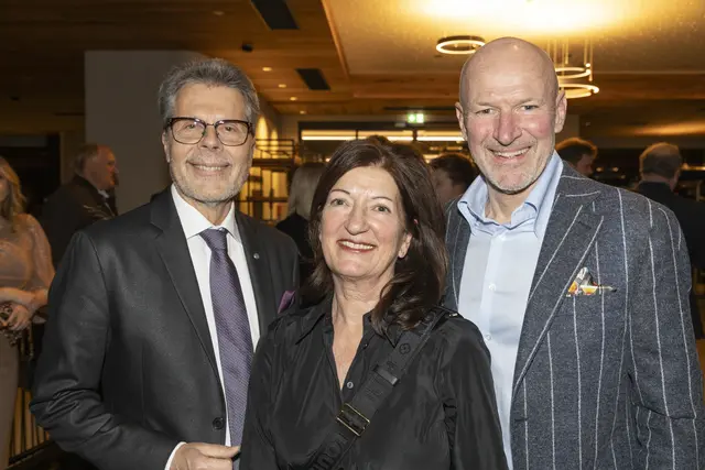 ÖHV-Präsident Walter Veit, Birgit Maier und Alexander Strobl. | Foto: Gut Brandlhof