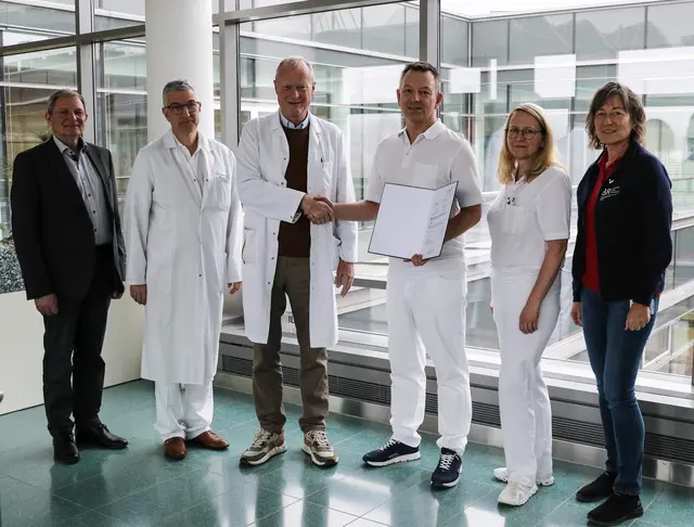Franz Waldecker, Michael M. Hirschl, Christian Helmreich, David Janicek, Gudrun Köck, Gertraud Fekete. | Foto: Landesklinikum Zwettl