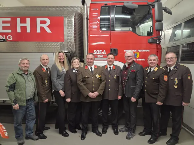 Die Feuerwehr Ternitz-Sieding wählte ihre Spitze. | Foto: Lara Hainfellner