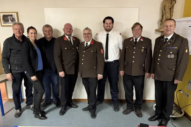 Das Feuerwehrkommando Ebenfurth ist neu gewählt. | Foto: Kevin Hofmann / FF Ebenfurth