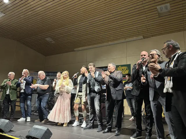 20 Jahre "Schilling für Shilling" wurde im Forum Luftenberg gefeiert. | Foto: MeinBezirk Perg/Köck