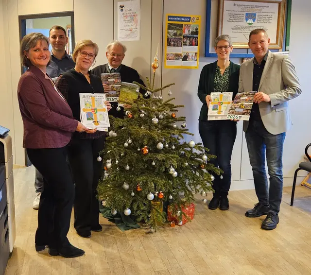 Das feierliche Zeremoniell: Im Kalender "rot" anstreichen.  | Foto: Gemeinde Leitzersdorf