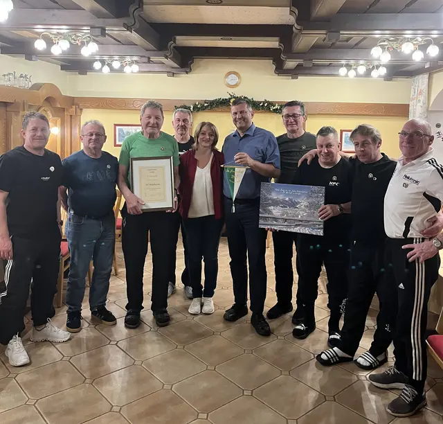 Gäste/SV Balzheim mit der Gastgeberfamilie Doppler | Foto: Stofflerwirt