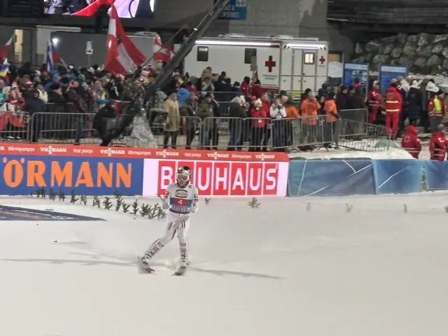 Der Kärntner Daniel Tschofenig holt sich den Tagessieg bei der Vierschanzentournee 2026 in Bischofshofen. | Foto: Emanuel Hasenauer