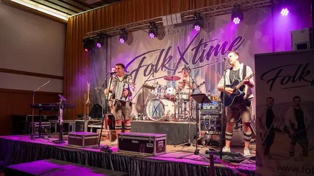 Für die musikalische Umrahmung sorgte die Band Folkxtime. | Foto: FF Eisentratten/Julia Koch